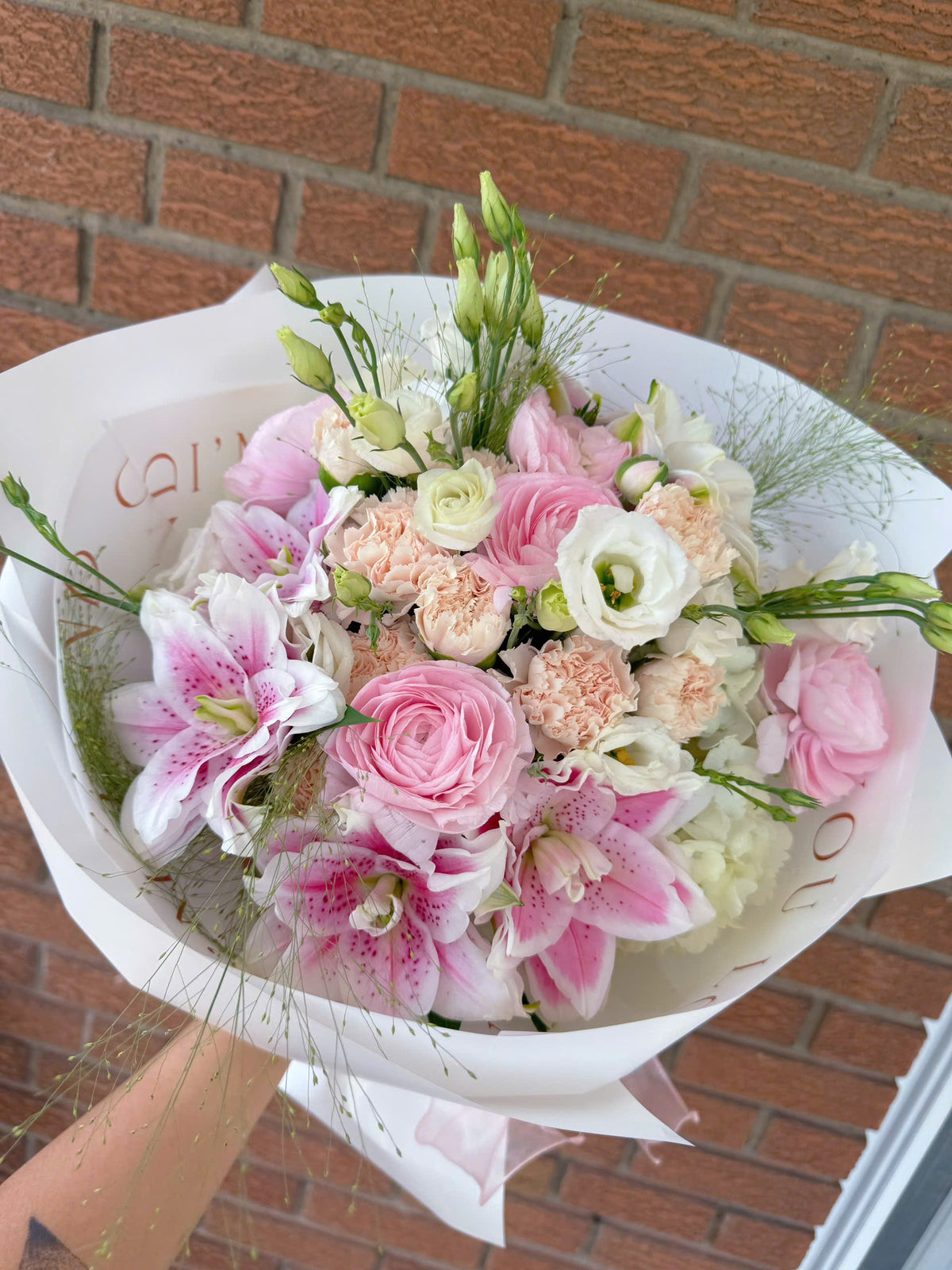 Hoa tươi mix nhiều loại tone màu pastel