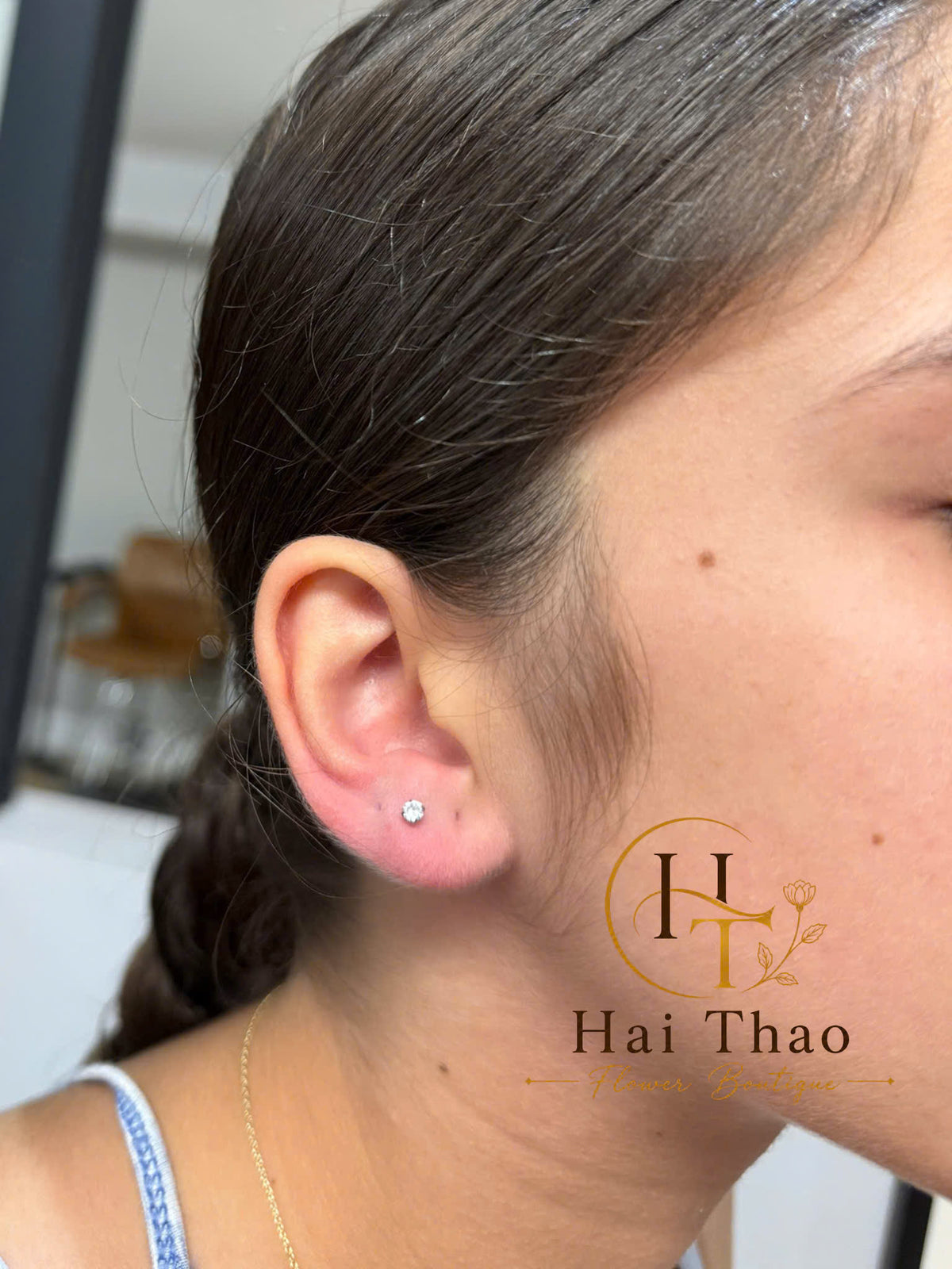 Upper lobe - Xỏ ở thuỳ tai