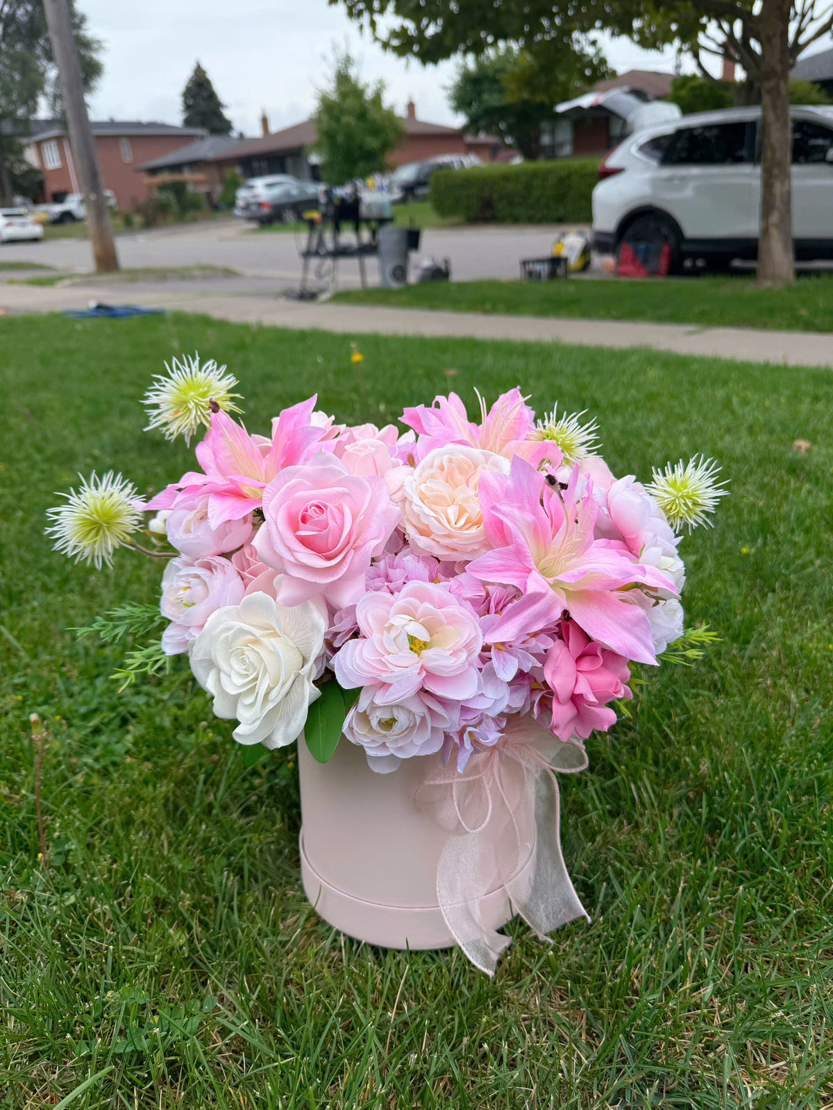 Flower baskets perfect for grand openings and displaying in stores 🌸