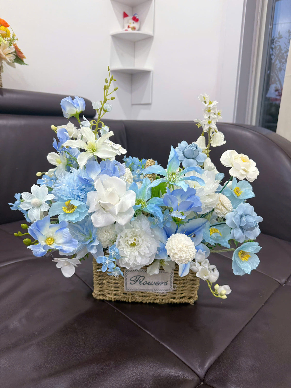 Blue & white flower basket 💙🤍
