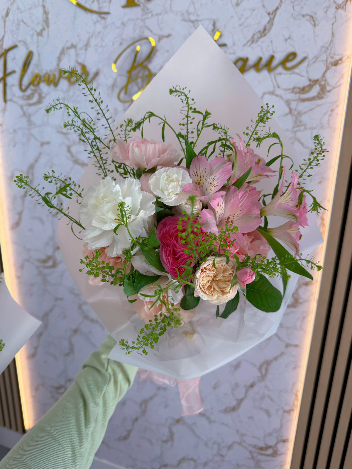 Fresh Flower - Mixed floral bouquet