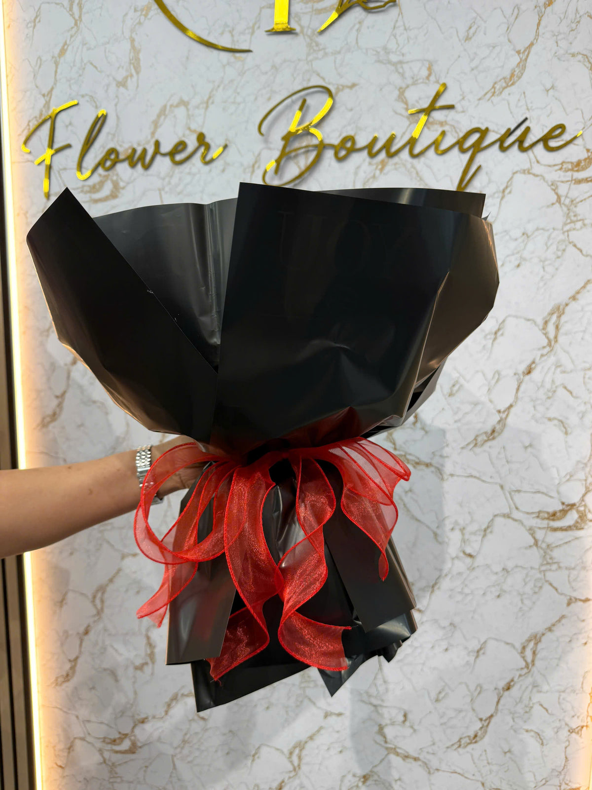 Red soap bouquet R01
