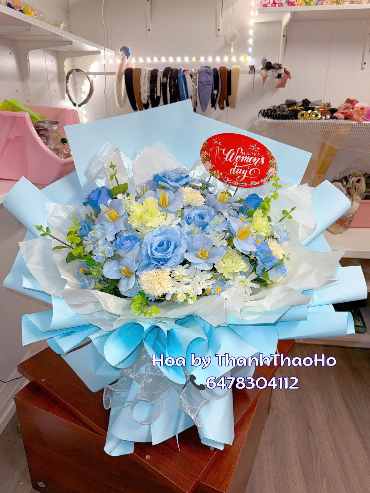 Bó hoa sáp tone xanh dương bình yên và chân thành