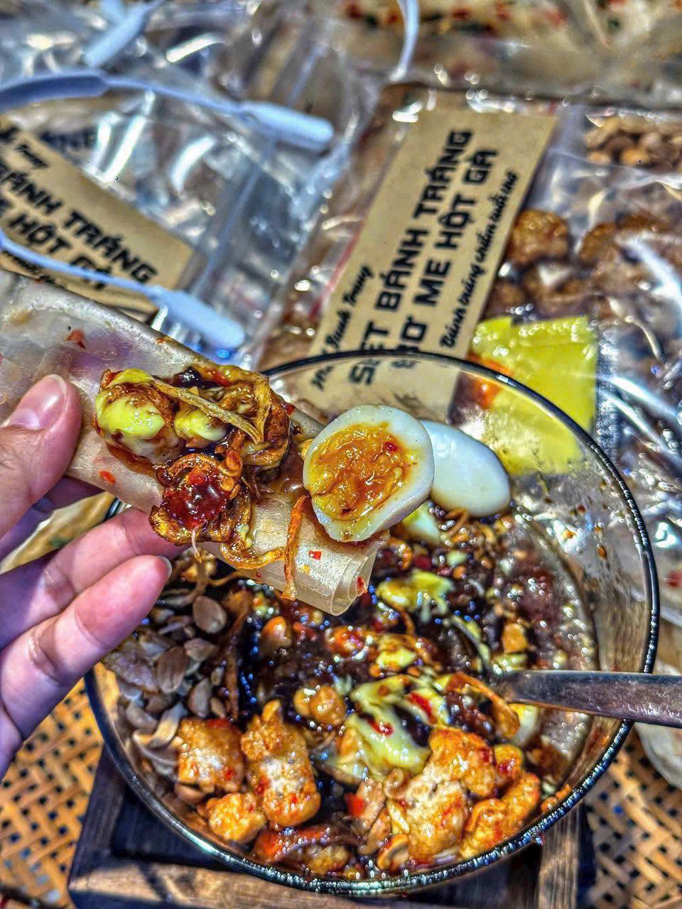 Tamarind Egg Yolk Butter Rice Paper Set