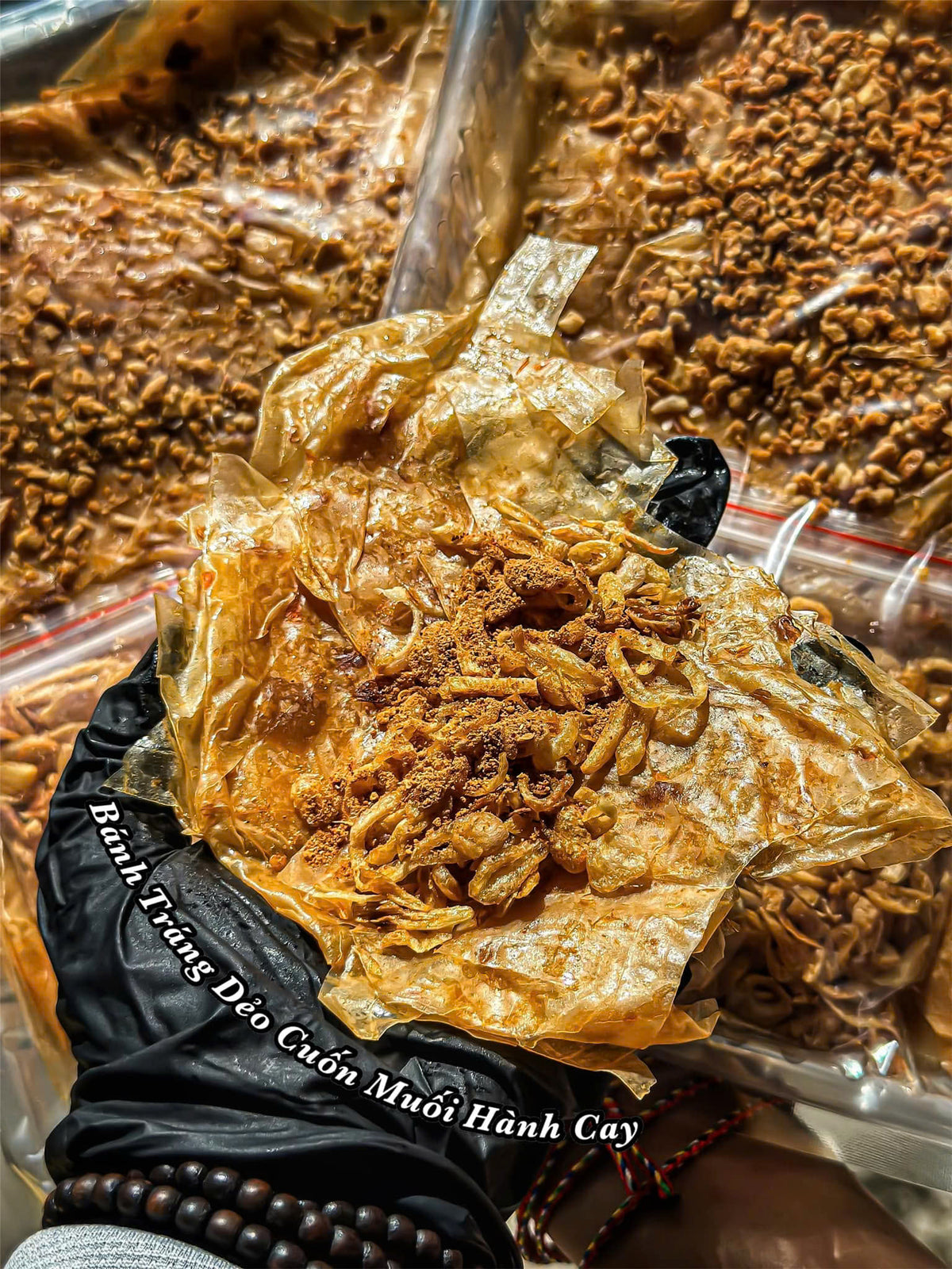 Bánh tráng dẻo cuốn muối hành cay