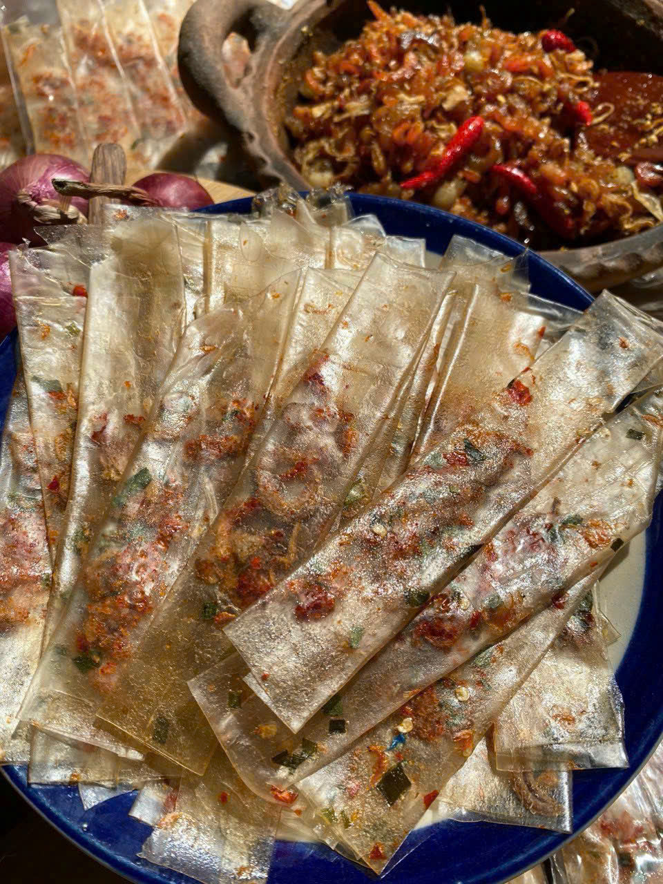 Xâu bánh tráng dẻo ruốc tép